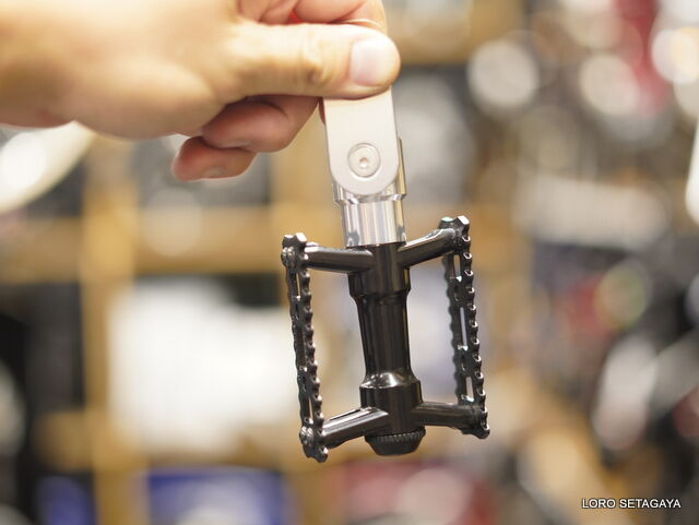 LORO ペダルホルダー K LOROオリジナル商品「ペダルホルダーK」の紹介（Kは金田のK)