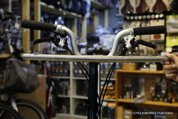 ［絶版］Deluxe Cycles チタンハンドルバー 絶版］Deluxe Cycles チタンハンドルバー - メルカリ