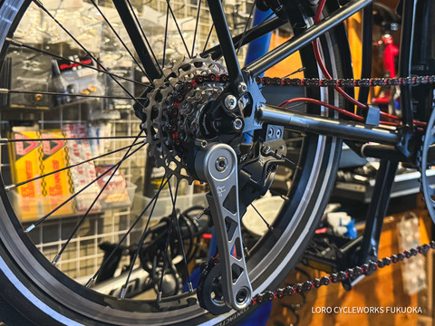 BROMPTON P Lineを7速化！ 各所にレッドカラーパーツをインストール