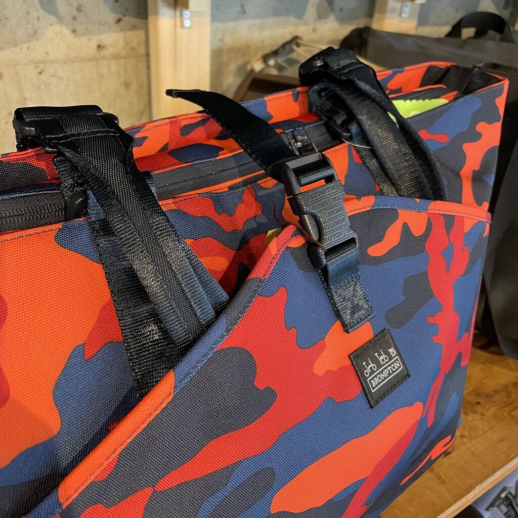 BROMPTONの限定バックが入荷したぞ〜 Tote Bag 20L Camo編 BROMPTONの限定バックが入荷したぞ〜 Tote Bag 20L Camo編