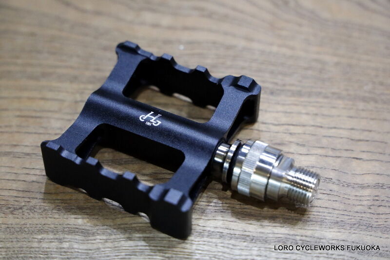 BRONPTONにオススメの軽量ペダル!! : ローロサイクルワークス 福岡 BRONPTONにオススメの軽量ペダル!! : ローロサイクルワークス 福岡