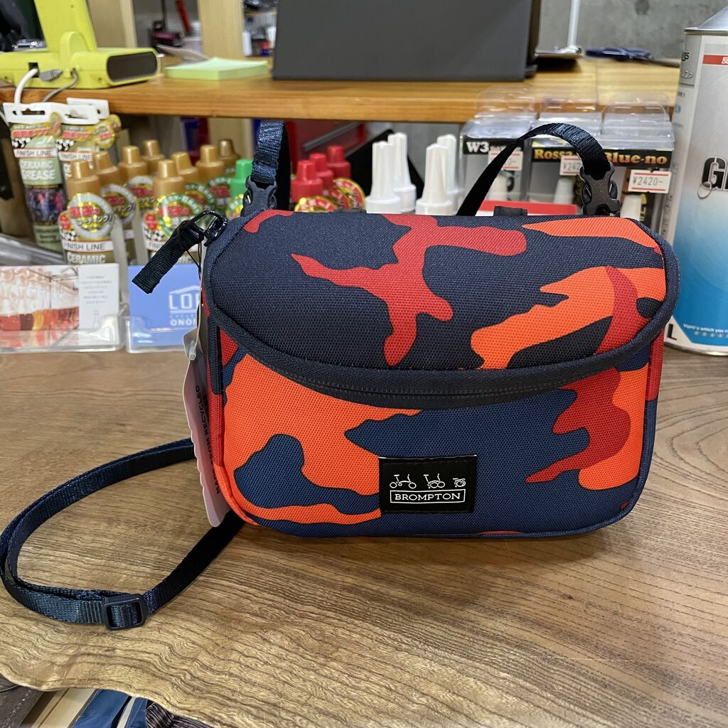 BROMPTON フロントバッグ　Zip Pouch XB 1L Camo 新品 BROMPTON Zip Pouch XB 1L Camo | believe online
