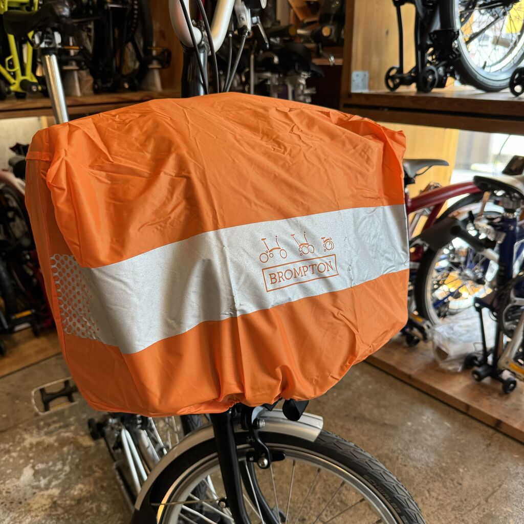 【希少】旧タグ Brompton 純正フォールディングバスケットバッグ 廃盤品 BROMPTON】ニューヨークの街並みを再現した独特な模様のBAGが