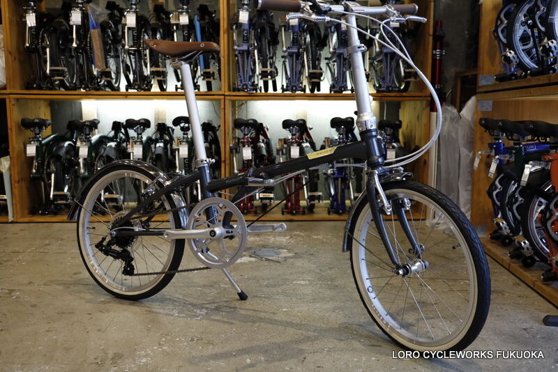 DAHON Boardwalk D7ヴィンテージブラック　モンベル輪行バッグ付き avelo Bicycle shop | アヴェロ バイシクル ショップ 浦和