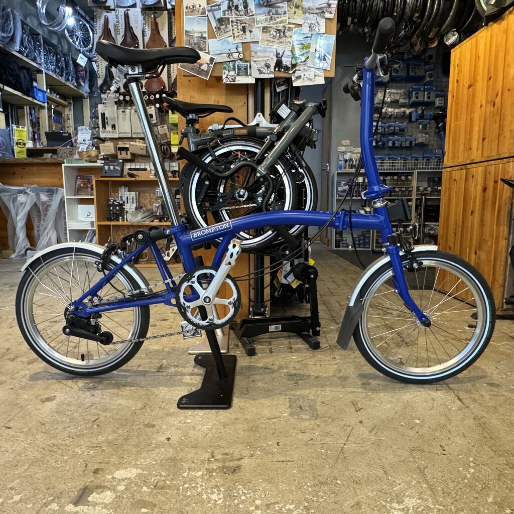 BROMPTON C Line 多段化！！！ : LORO CYCLEWORKS 福岡 スタッフBlog