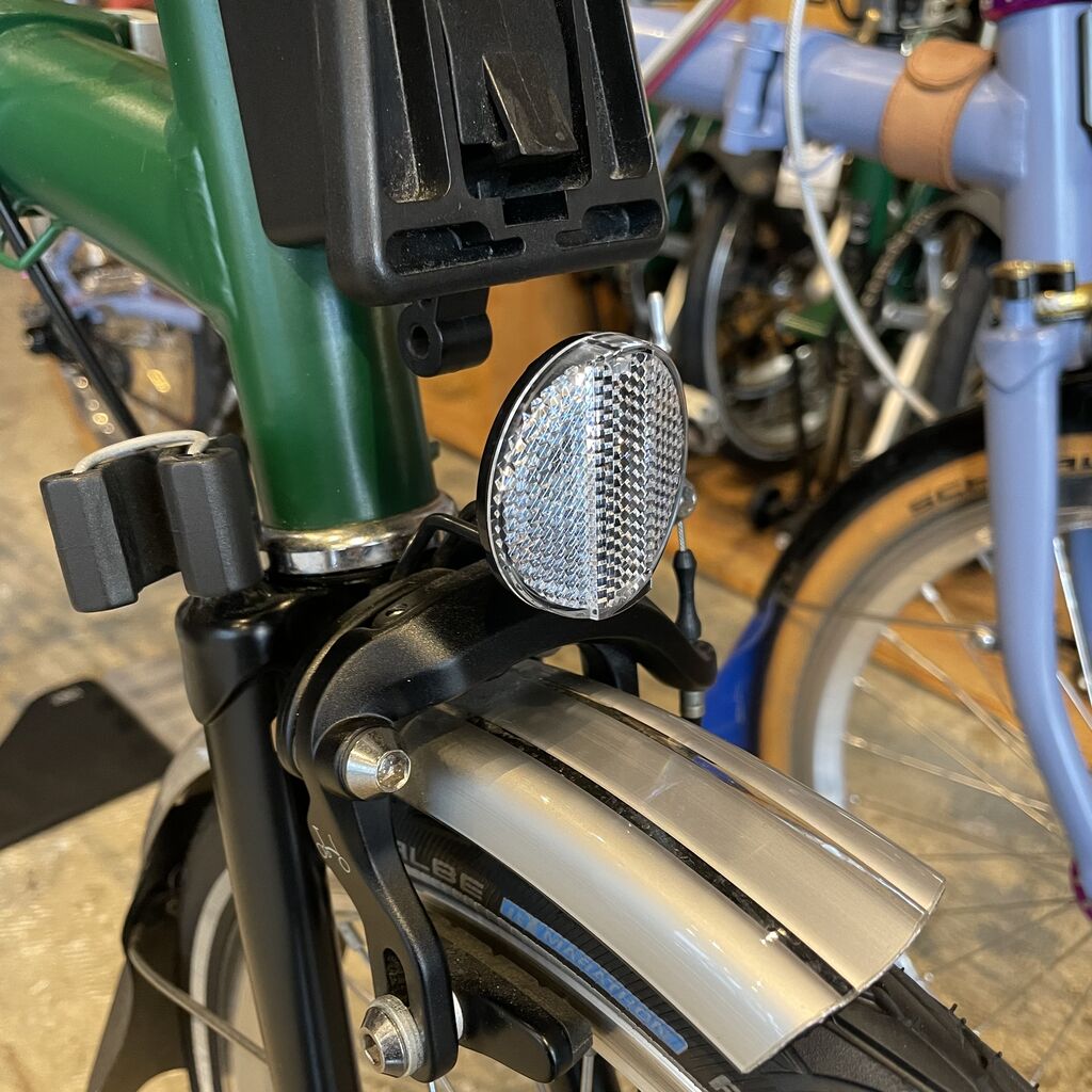 BROMPTONのライトここに付けちゃいます : LORO CYCLEWORKS 福岡
