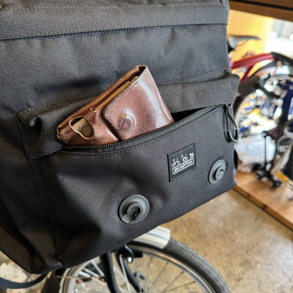 ブロンプトン　Sバッグ　廃盤　ショルダーバッグ　ブラック BROMPTON(ブロンプトン) Sバッグ＆フレーム ブラック ｜自転車