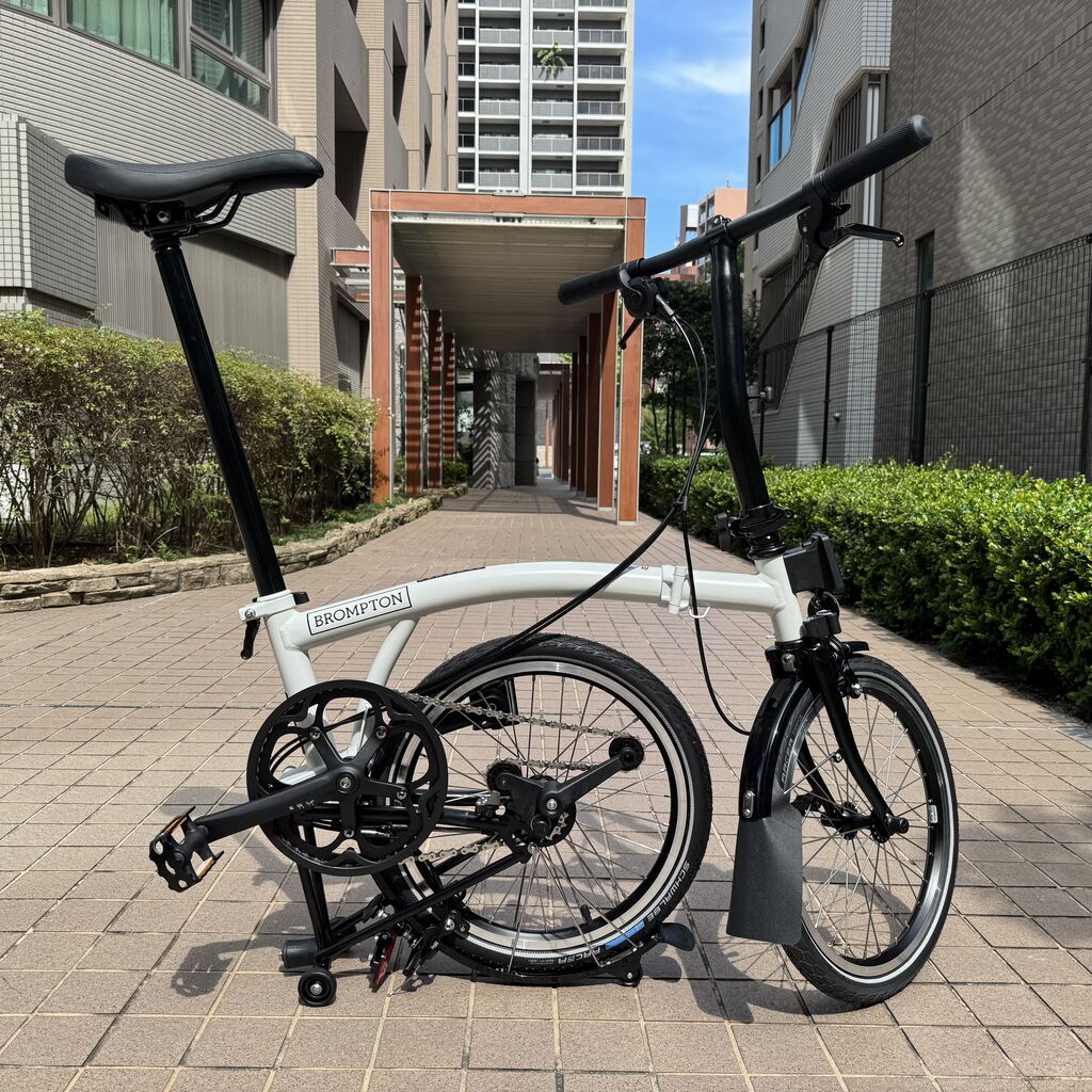 欲しい人も多い？パピルスホワイト入荷 : LORO CYCLEWORKS 福岡