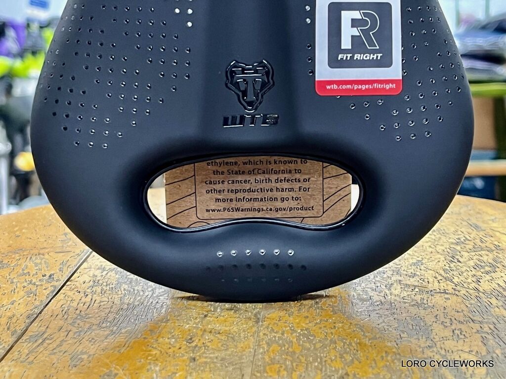 折りたたみ自転車に最適な面白いサドルが再入荷しました！！ : LORO