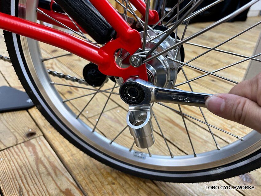 LORO ペダルホルダー K LOROオリジナル商品「ペダルホルダーK」の紹介（Kは金田のK)