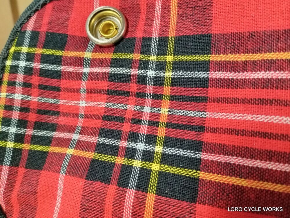 サドルバッグ　ハリスツイードコラボ商品　H42 CARRADICE ZIP ROLL(サドルバッグ)が入荷しました。 : LORO