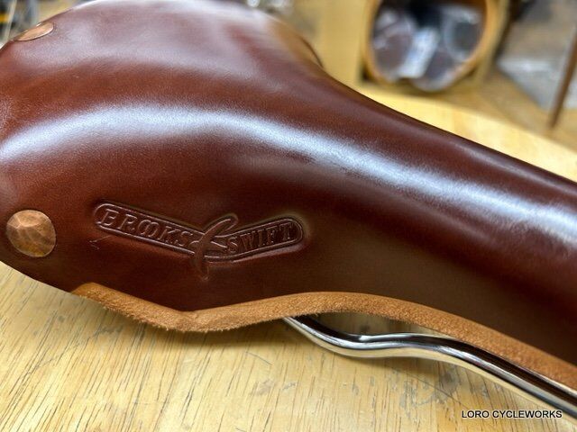 新古品 革サドル Slik レザーサドルのメンテナンス＆ケアしてますか？ : LORO CYCLE WORKS
