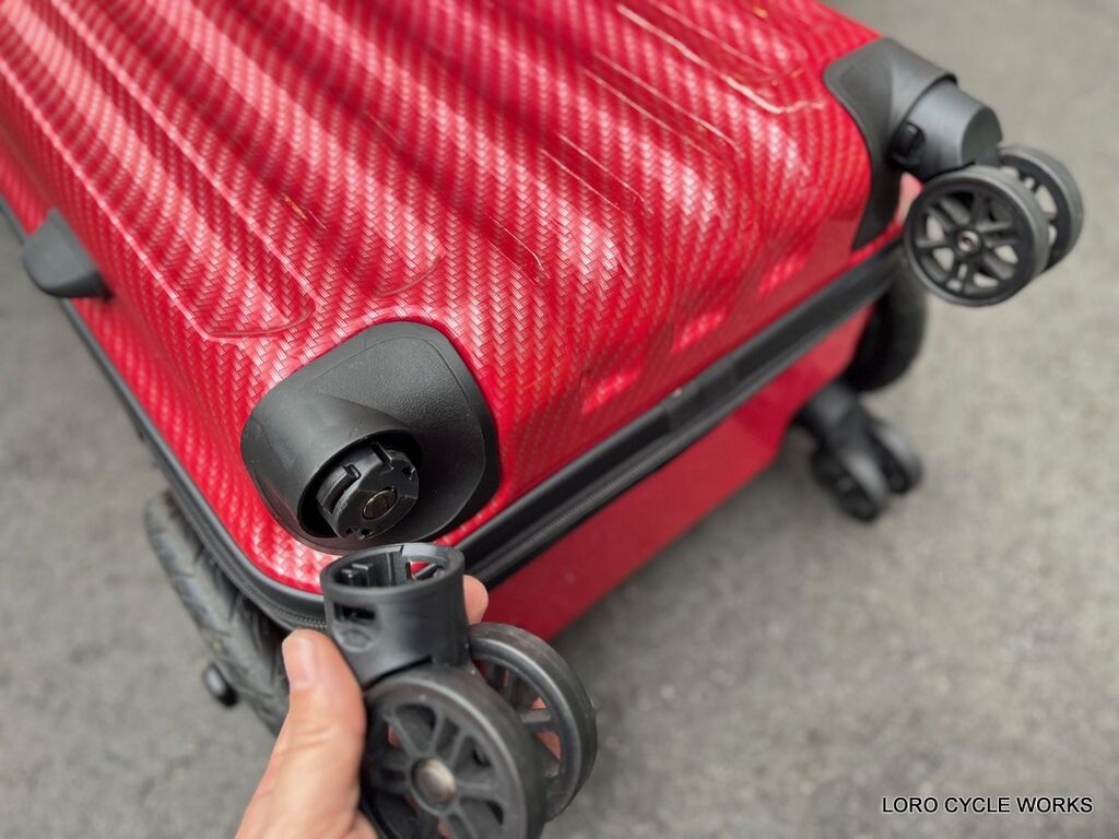 CarryMe Air レッド　2022年頃　輪行袋付き キャリーミー輪行バッグ】 完全収納 キャスター移動可 3色展開 250g