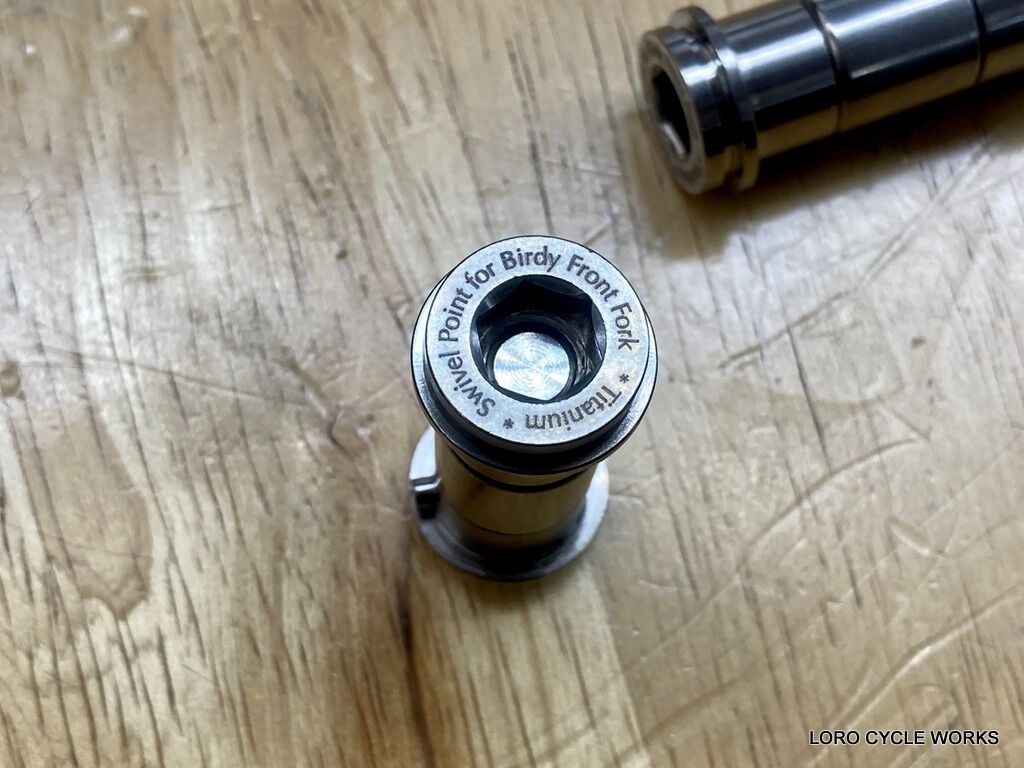 birdyの折りたたみが快適になる部品入荷しました！ : LORO CYCLE WORKS