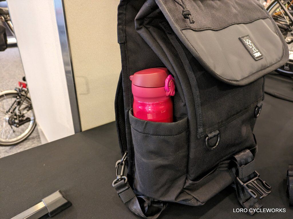 新しいBROMPTON用フロントラゲッジ「CHROME VERSATILE BACKPACK 新しいBROMPTON用フロントラゲッジ「CHROME VERSATILE BACKPACK