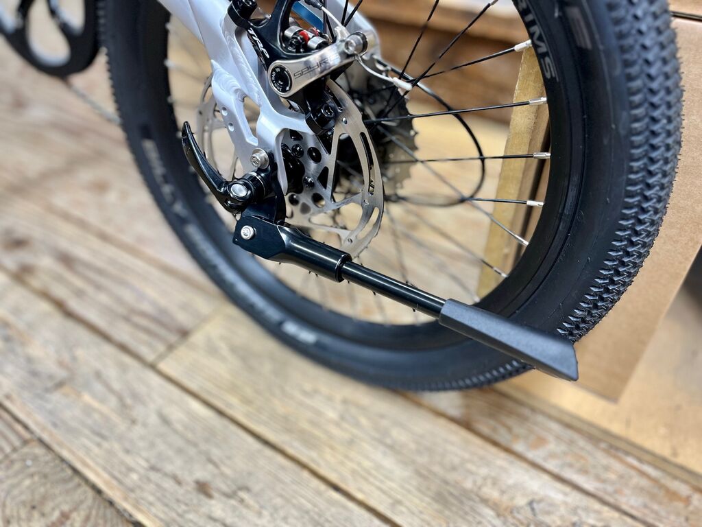 birdy用キックスタンドの決定版登場！！ : LORO CYCLE WORKS