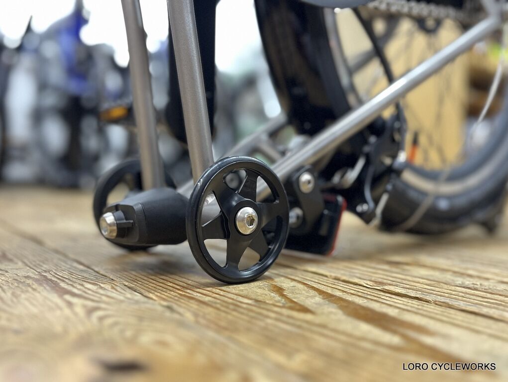 BROMPTON P LINEとT LINE用のSONイージーホイール66が入荷