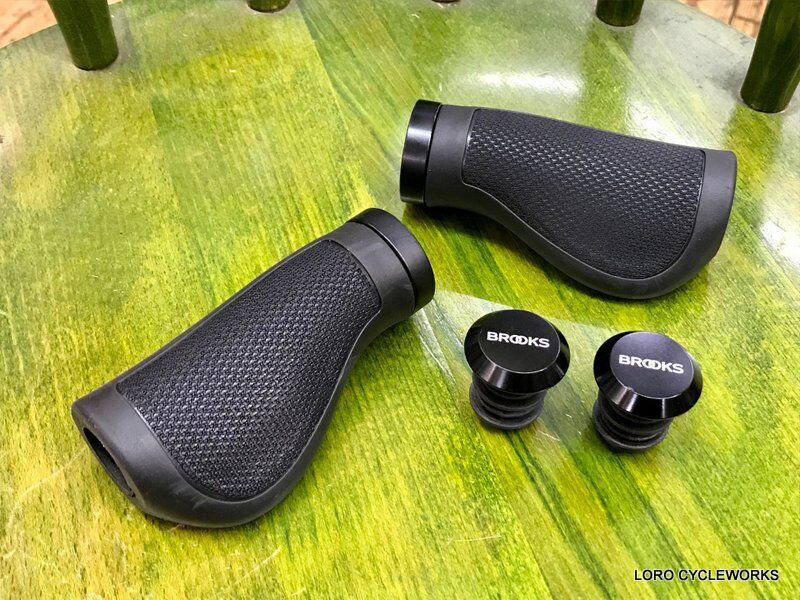 BROOKS ERGONOMIC RUBBER GRIPS 130mmが再入荷しました。 : LORO CYCLE