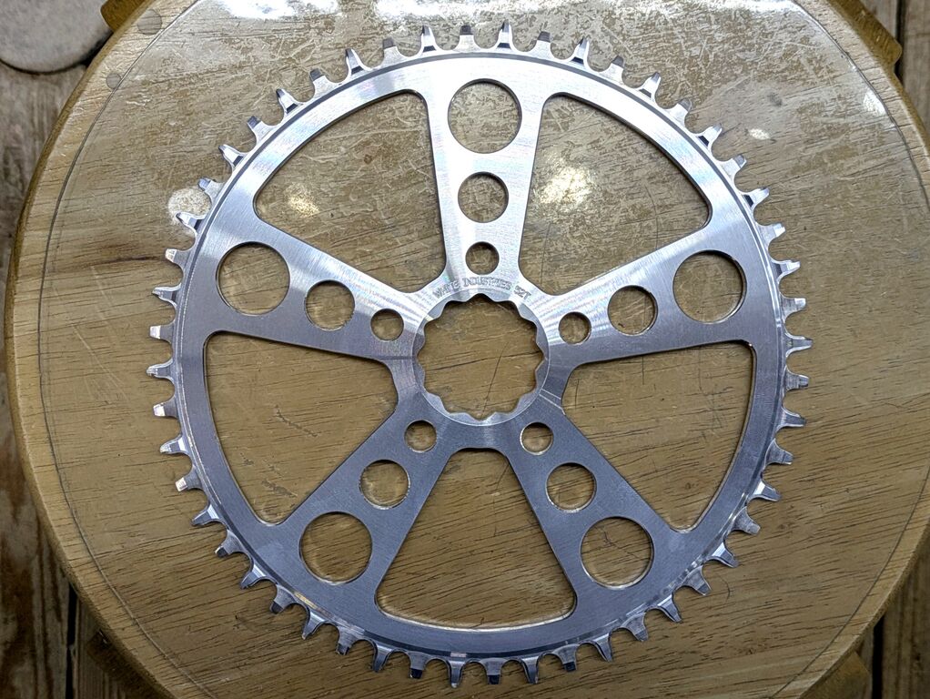 White Industriesホワイトインダストリーズ 50T スピンドル30 White Industriesホワイトインダストリーズ 50T スピンドル30 WHITE