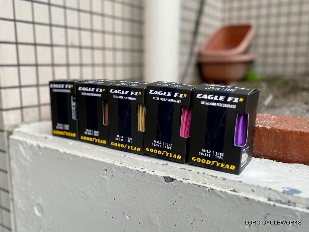 s*0様 GOODYEAR イエローレターF1リアタイヤ GOOD YEAR Eagle F1R ブロンプトン用タイヤが入荷しました！ : LORO