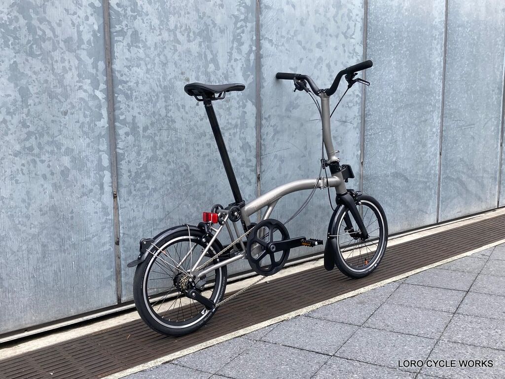 本日の入荷情報！（BROMPTON T Line Urban、CHROME BAG） : LORO CYCLE