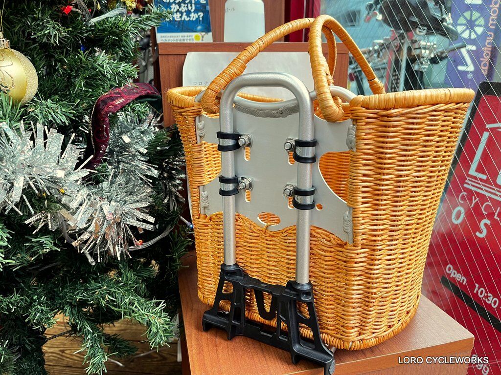 LORO大阪店クリスマスモード発動しまして、BROMPTONに使えるオリジナル