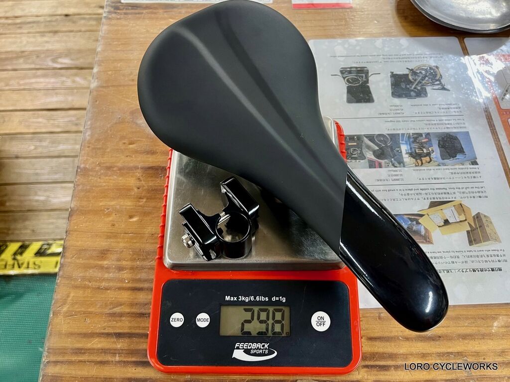 BROMPTON Superlight Carbon Saddle のご紹介! : LORO CYCLE WORKS BROMPTON Superlight Carbon Saddle のご紹介! : LORO CYCLE WORKS