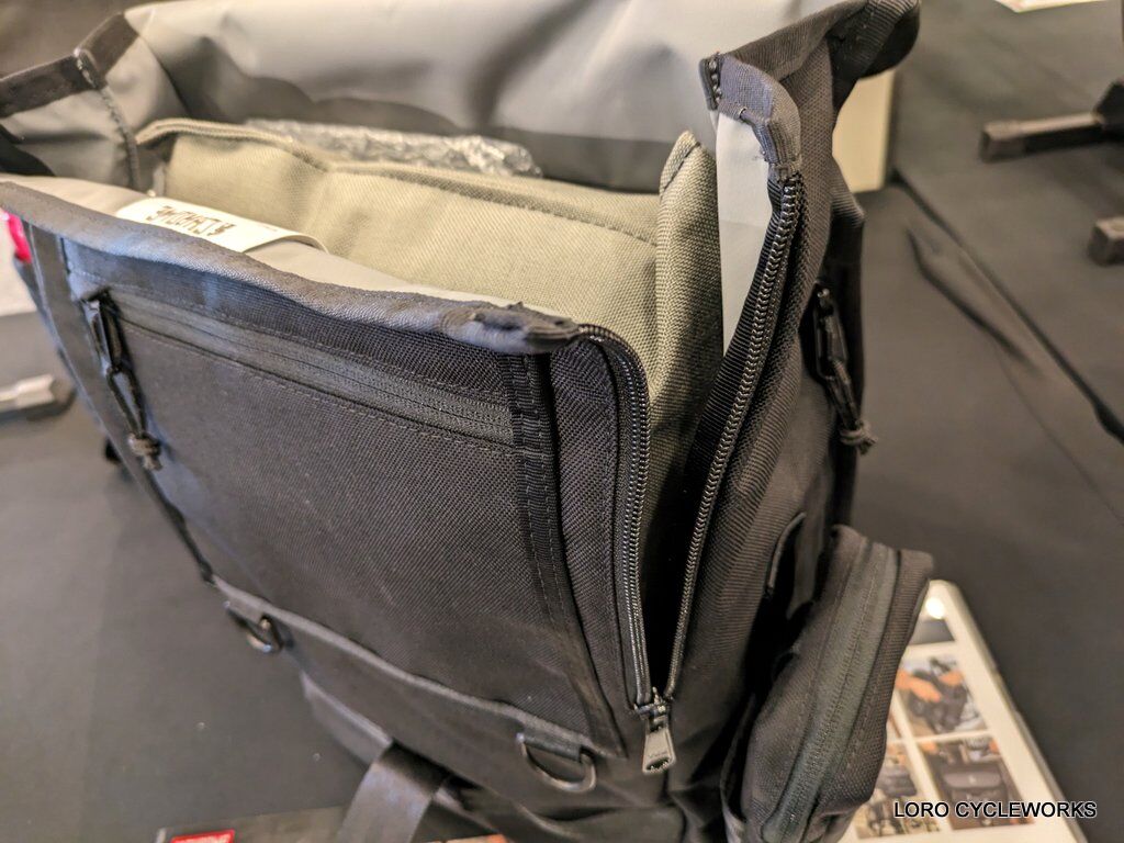 新しいBROMPTON用フロントラゲッジ「CHROME VERSATILE BACKPACK 新しいBROMPTON用フロントラゲッジ「CHROME VERSATILE BACKPACK