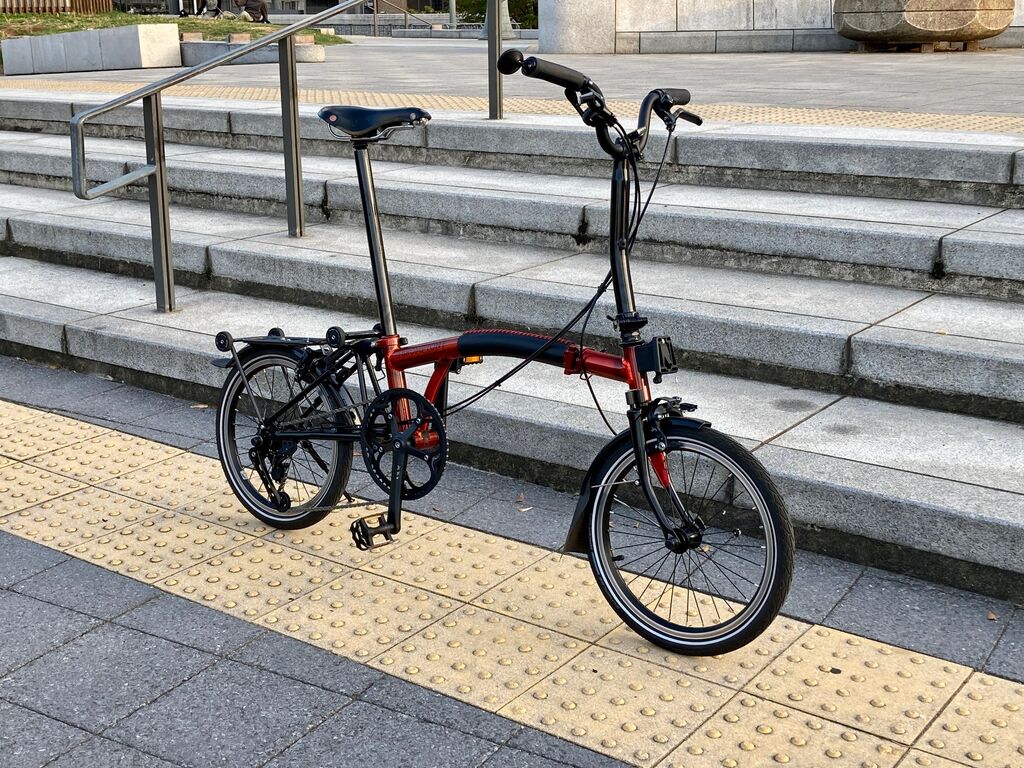 ブロンプトンを外装5段変速カスタムいたしました！ : LORO CYCLE WORKS