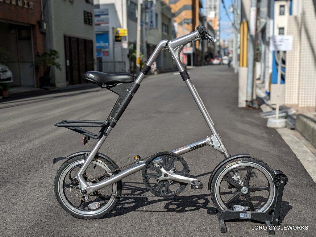 △の折りたたみ自転車STRiDA : LORO CYCLE WORKS