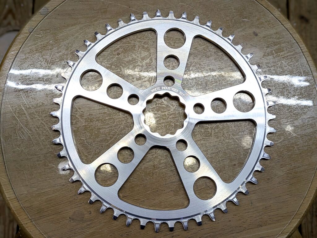 WHITE INDUSTRIESからTSR30チェーンリングの52T、50Tが入荷！ : LORO