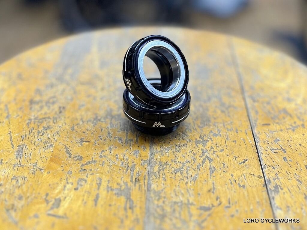 WHITE INDUSTRIES R30 クランクの耳よりお得情報！ : LORO CYCLE WORKS