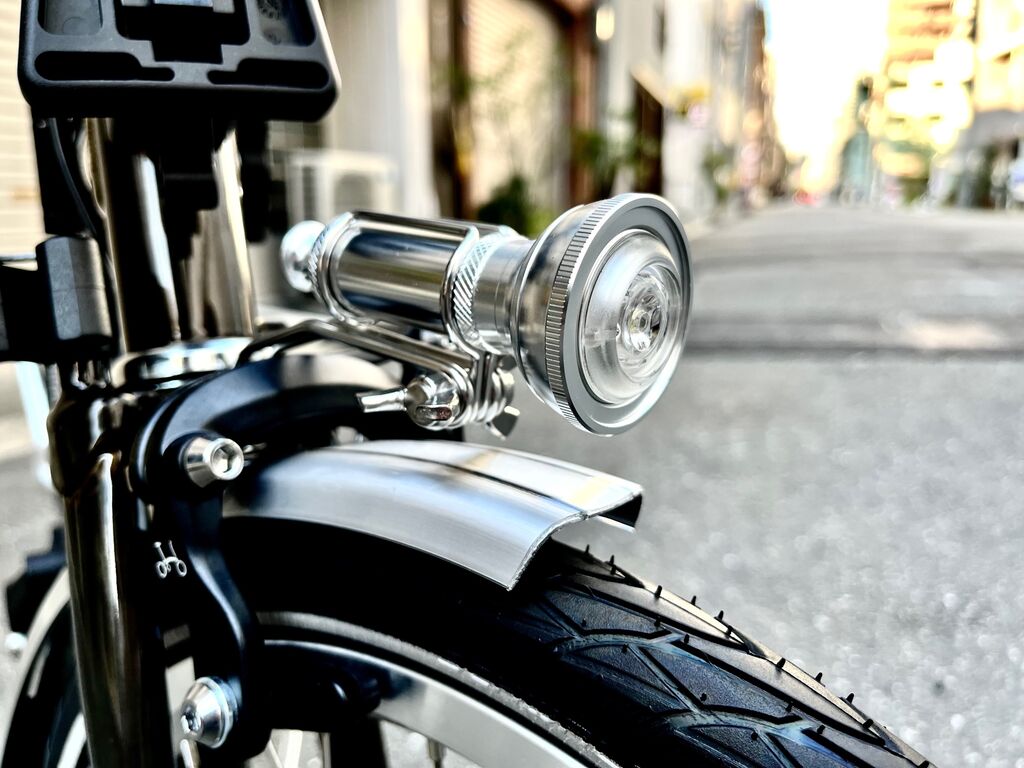 【希少】ブロンプトン　ライト BROMPTON(ブロンプトン)純正ライト「VOLT 400XC」再入荷しました