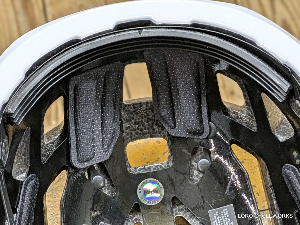 ロードバイクヘルメット Mips オークリー aro3 サイズ感 OAKLEY ARO3