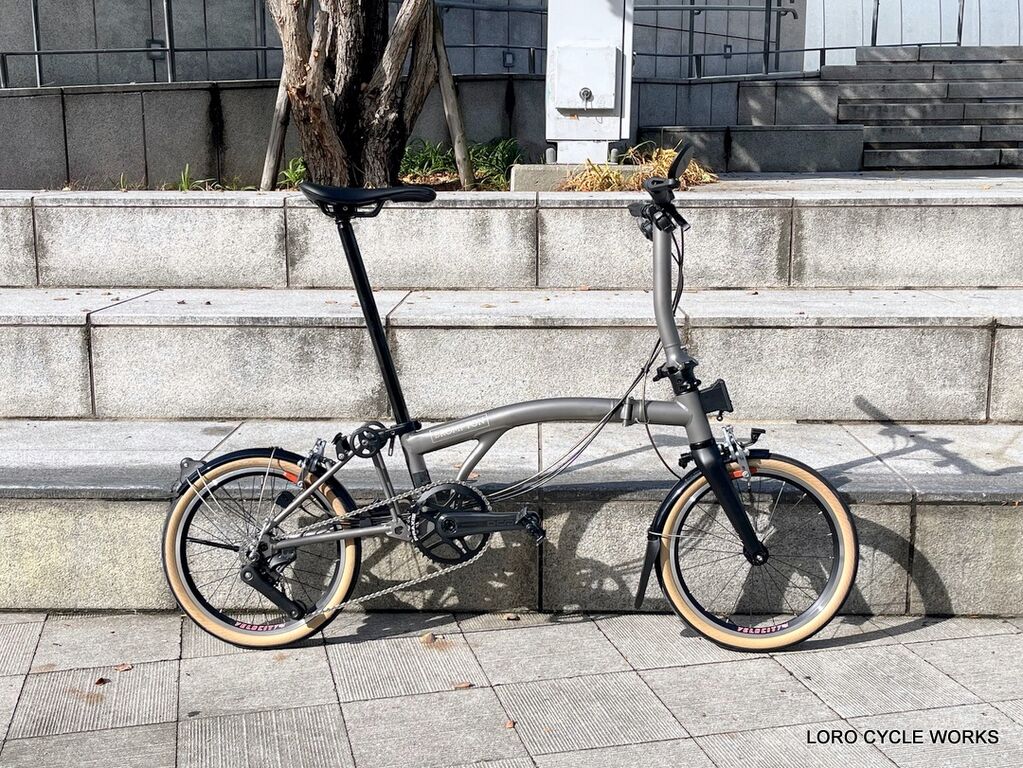 BROMPTON T Line を Velocity A23 リムでホイールカスタム