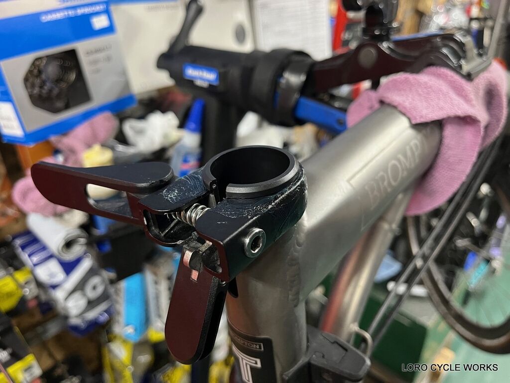 たぶん日本初？BROMPTON T Line シートスリーブ交換～その2～ : LORO