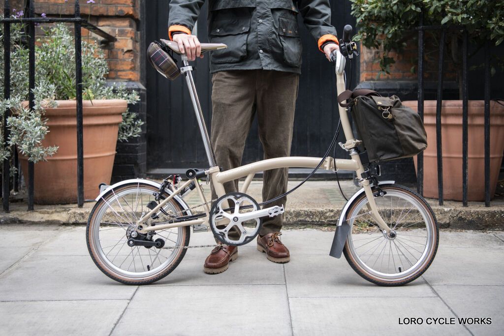 Barbour × Brompton Wax City Bag : LORO CYCLE WORKS Barbour × Brompton Wax City Bag : LORO CYCLE WORKS