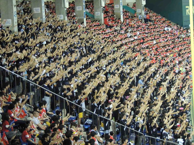 日本一熱い千葉ロッテの応援てどんなん 特徴まとめ 野球オタクの千葉ロッテ応援ブログ