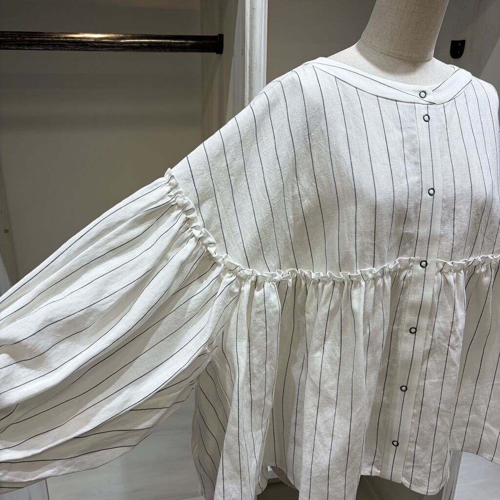 ayane（アヤン）』ピンストライプボリュームシャツ : lourdeselmのblog