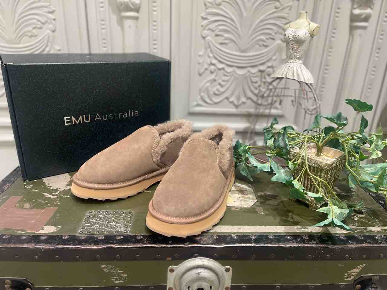 Stinger Reef EMU Australia ショートブーツ EMU Australia Stinger Reef EMU Australia ショートブーツ EMU Australia