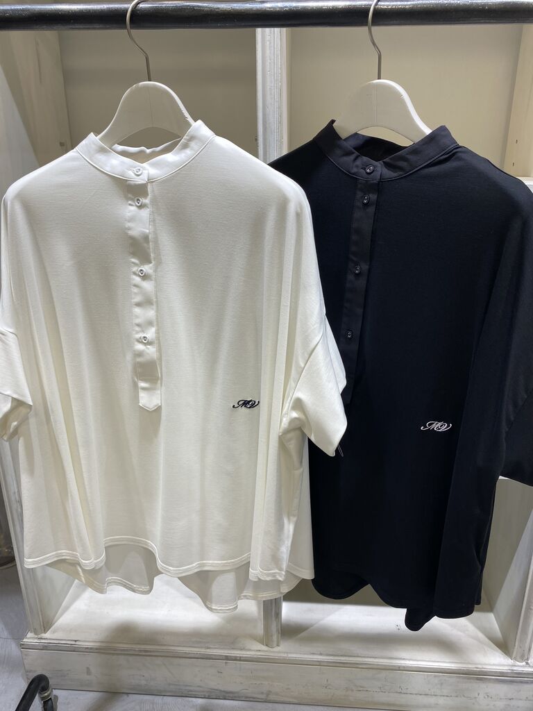 MARGAUX vintage（マルゴーヴィンテージ）』エンブロイダリーシャツ 