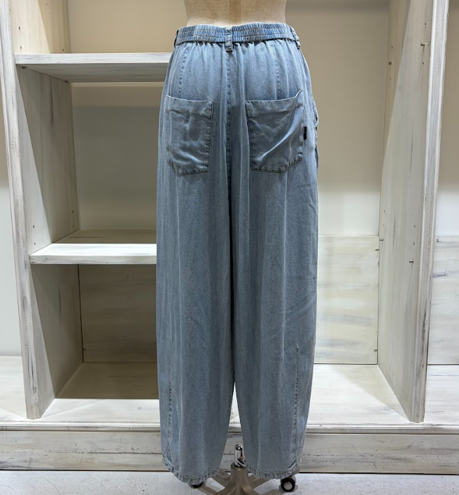 ayane（アヤン）』テンセルデニムバレルレッグパンツ（セットアップ可