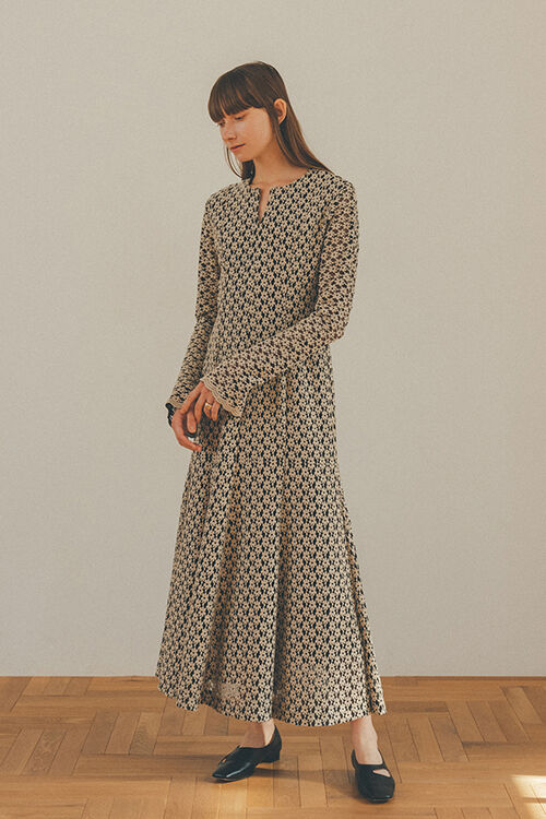CLANE 3D FLOWER LACE ONE PIECE : lourdeselmのblog