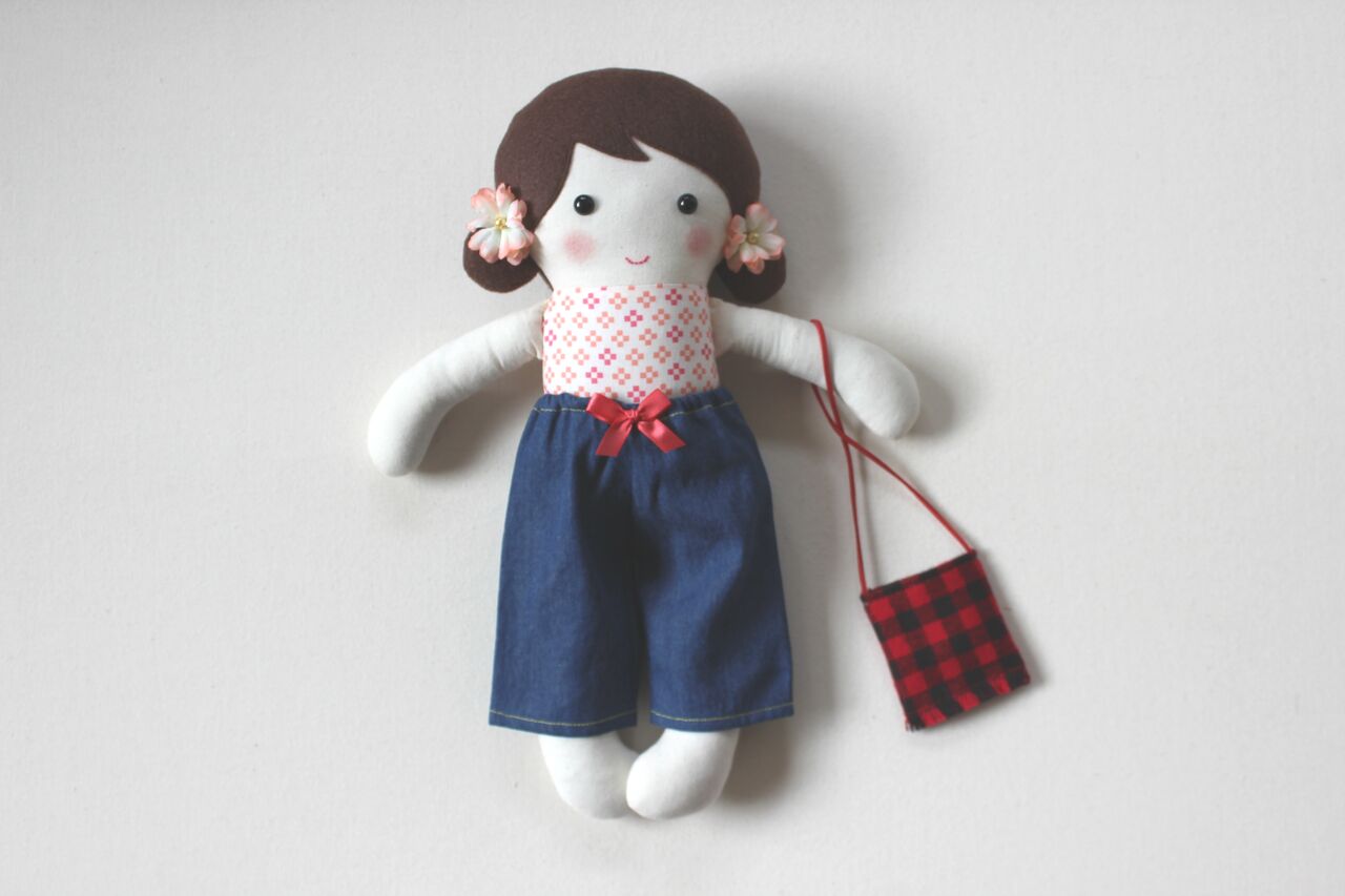 着せ替え人形 人形だって着替えたい 着せ替え人形 人形だって着替えたい