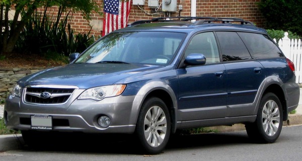 1599px-2008-2009_Subaru_Outback_--_07-15-2010