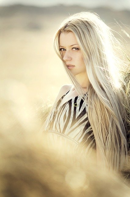 woman-1466628_640