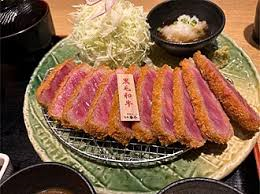 「とんかつ」「チキンカツ」はあるのに「牛肉のカツ」が存在しない理由