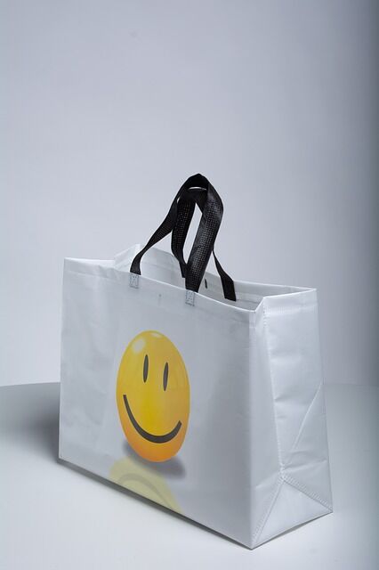 non-woven-bags-3917810_640