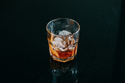 謎の組織「酔っ払った時に現れるのがその人の本性」←これ