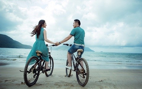 couple-gdab78097d_640